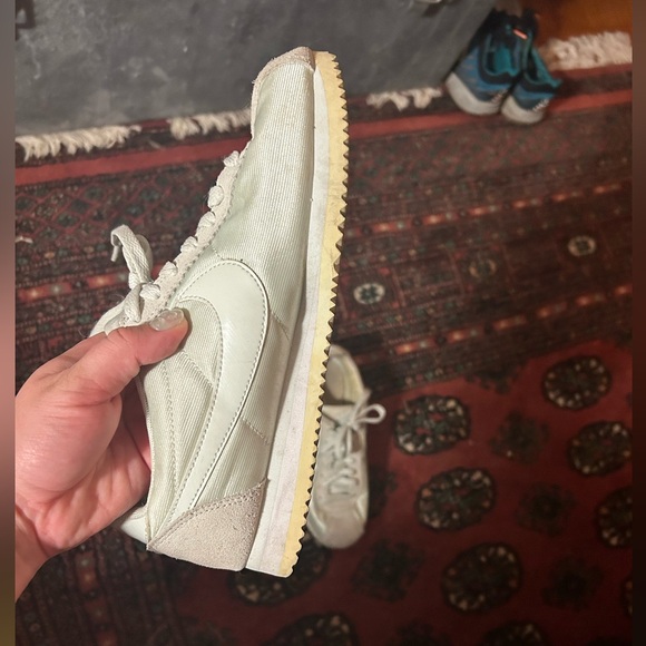 Classic Nike Cortez - Picture 5 of 13